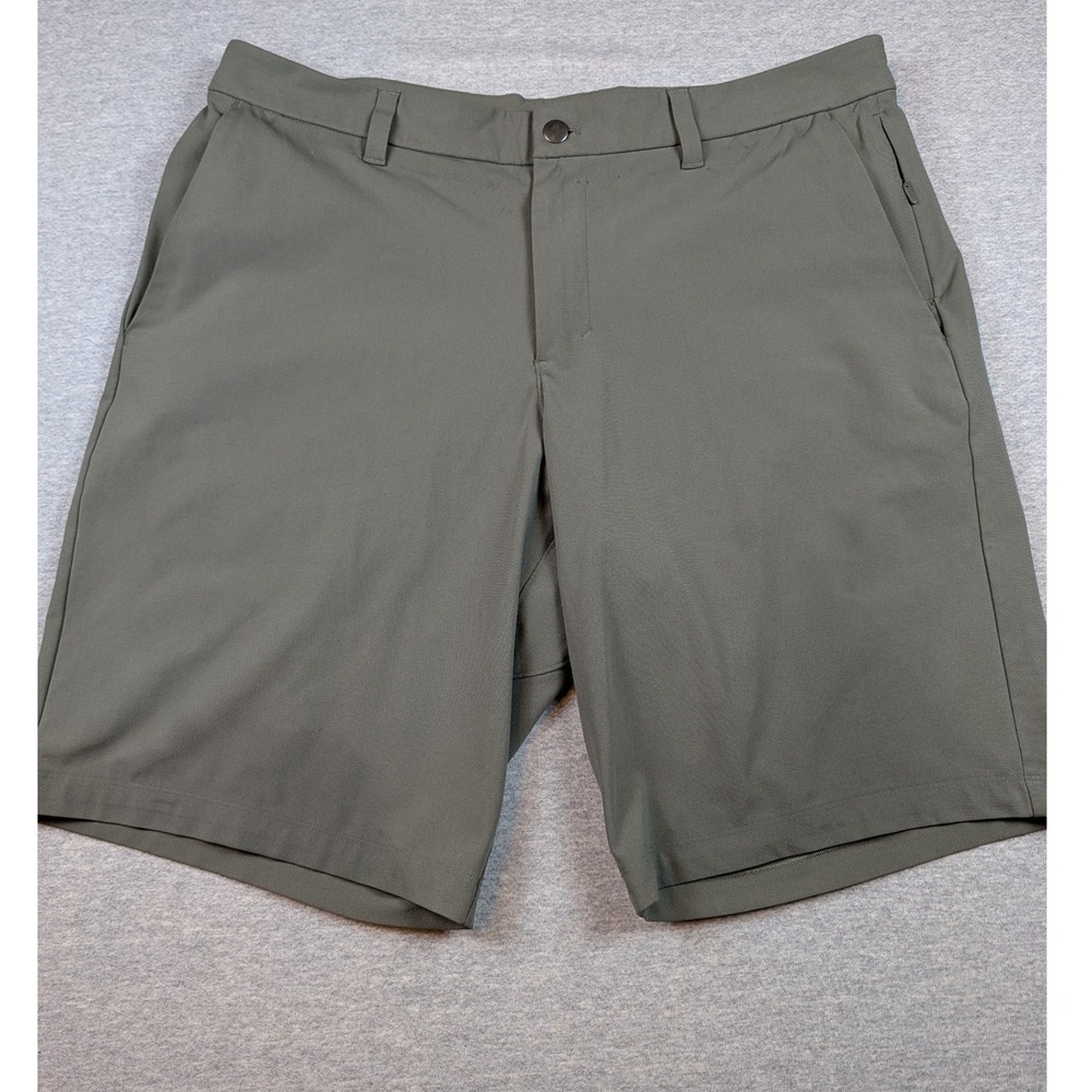 Lululemon Commission Golf Shorts Mens 36 Sage Grey Warpstreme Stretch 11 Inseam